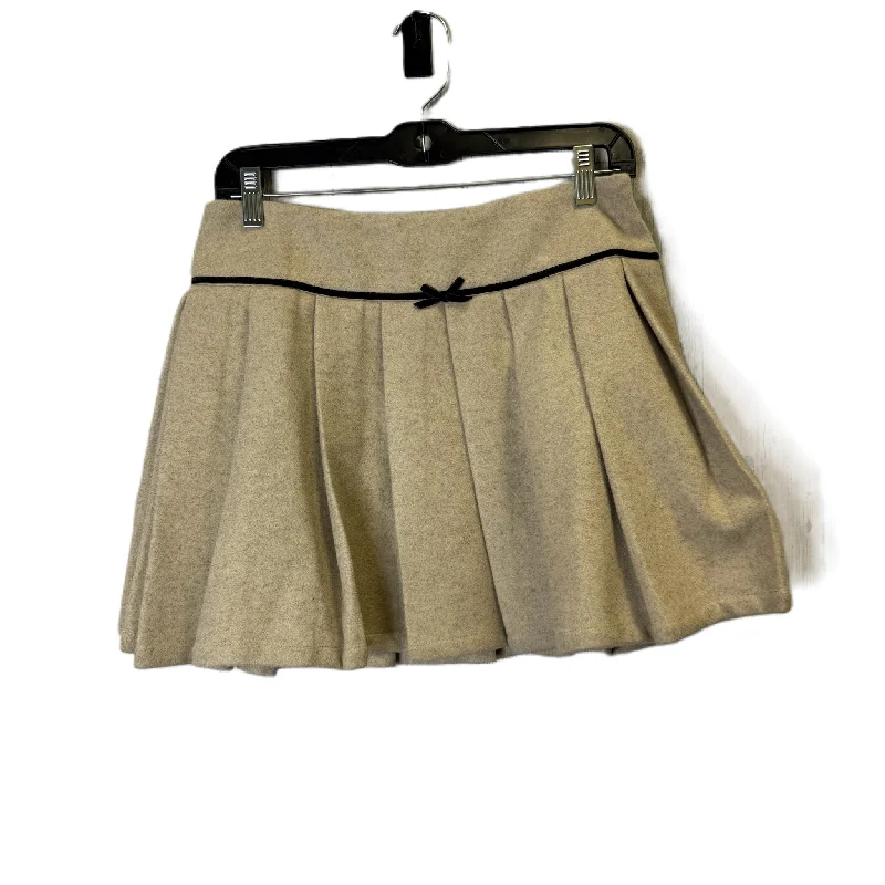 Skirt Mini & Short By Lush In Taupe, Size: M