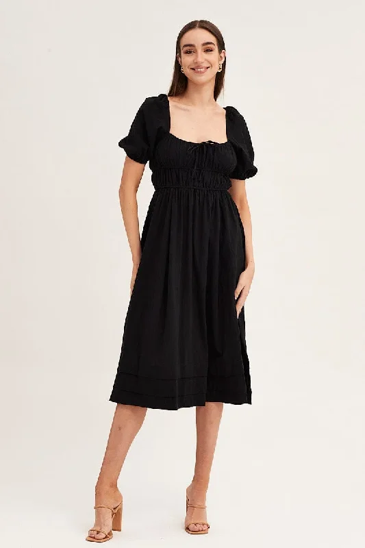 Black Short Sleeve Ruched Midi Dress